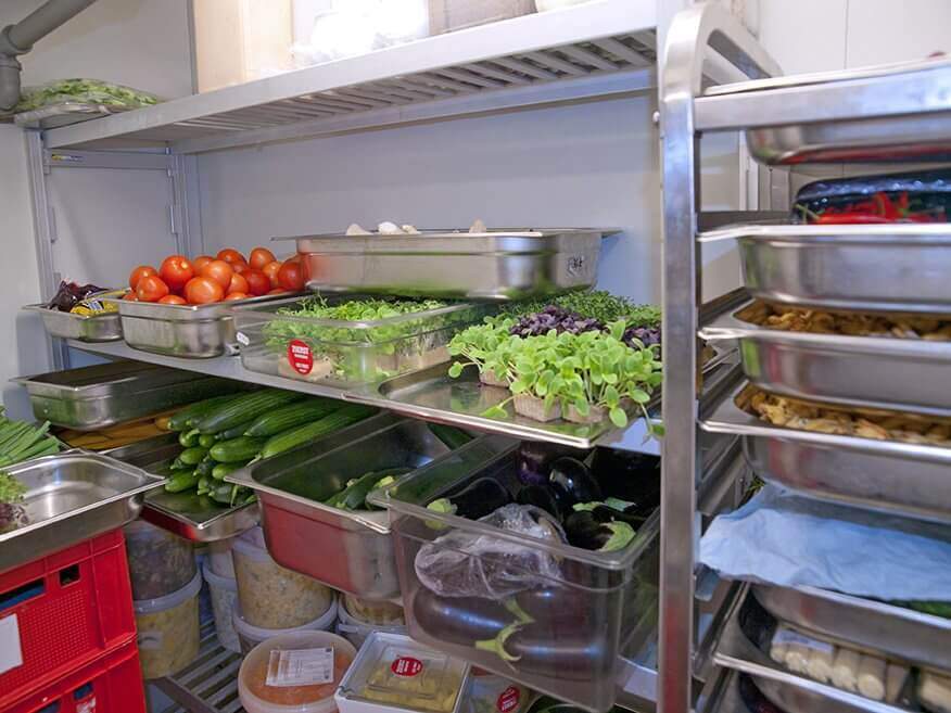 https://kitchen.services/wp-content/uploads/2021/06/restaurant-refrigerator-1.jpeg