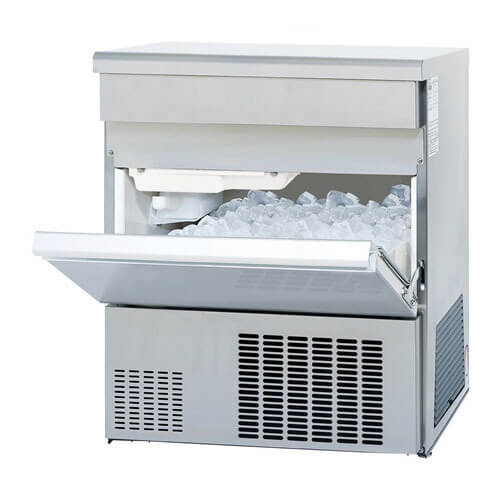 4 Helpful Tips to Maintain Your Commercial Ice Maker